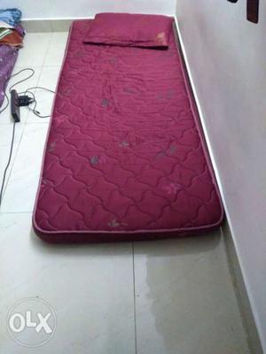 Kurl-On mattress with pillow.