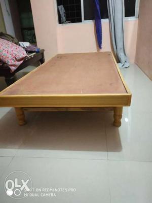 Sofa 3 seater and aingle bed sethi.. both for