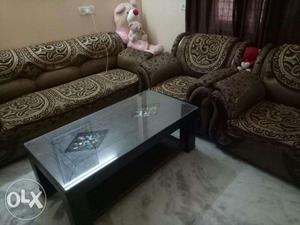 Sofa Set with table is good condition