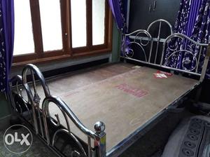 Steel 5-7 Size Bed. In very good condition.