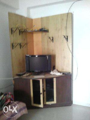 TV Stand with photo frame stand with board