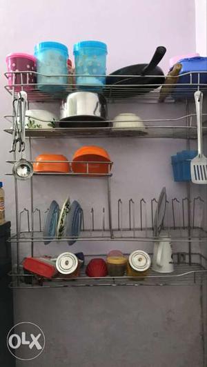 Utensils stand in a good condition