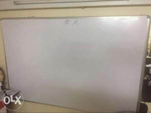White marker board 6*4 ft