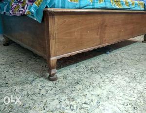 Wooden Single bed Dewan with huge storage box and