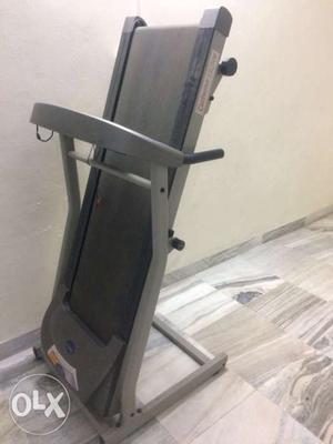 Digital treadmill in exellent condition