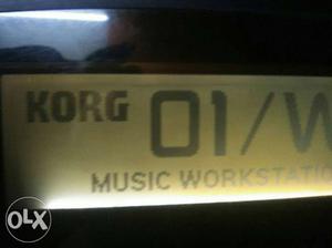 Korg o1w keyboard