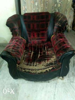 Black And Red Leather Sofa Chair