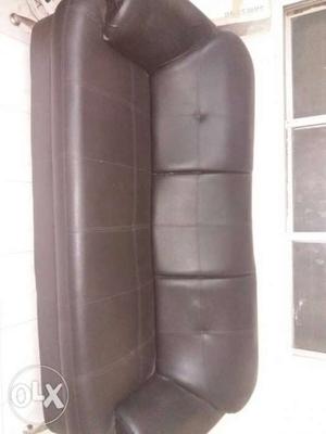 Black color Sofa in very good condition. Urgent