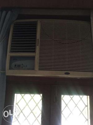 Carrier window ac with remote 1.5 tonne in