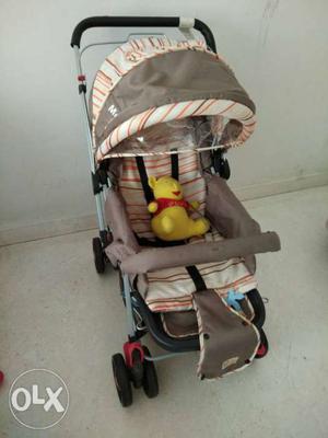 Mee Mee pram new condition, very very less used inside