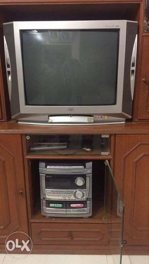 TV and VCD player with two big speakers