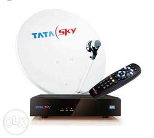 Tata sky chatri and HD box with remote in running