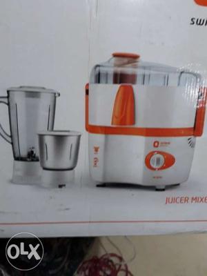 White And Orange Juicer Mixer Box