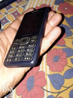 Good condition 10 manth old B 350 mobile n