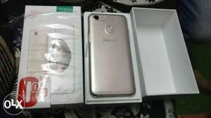 Good condition oppo mobile F5 2 moths old with