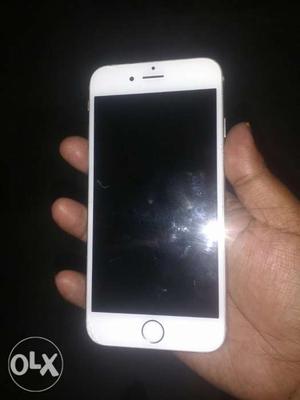 I phone 6 16gb silver & White ONLY PHONE NO