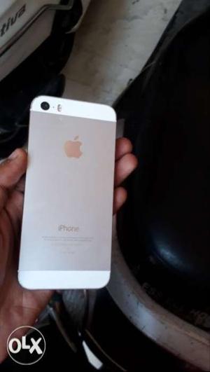 IPhone 5s h, 16 gb h koi Kami nahi h 1.6 old h