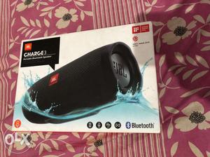 JBL CHARGE 3 new black speaker only two months