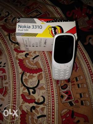 Nokia  phone white Bill box charger 1 months