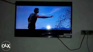 Samsung smart tv led 32 inches only 6month's good condition