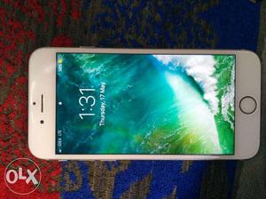 I phone 6s 32 gn.In 5 mnth wrnty. With orgnl charger. Good