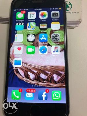 IPhone 6 with bill warranty and box Hardly used..