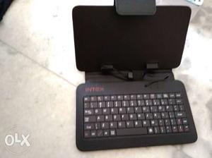 It is tablet keyboard it is work on mobile,