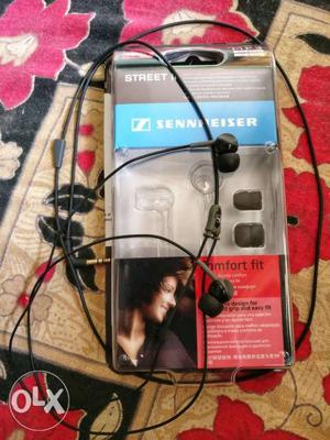 Sennheiser CX180 headphones in awesome condition.