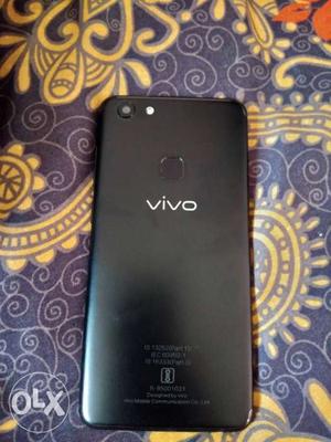 Vivo v7 in good condition and four month old