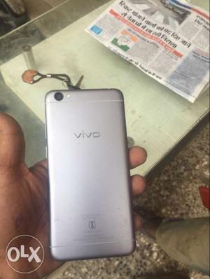 Vivo y55l very good condition 1 year old