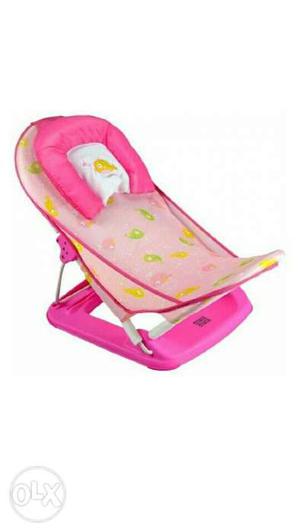 Baby Bath Chair - Branded Mee Mee Company