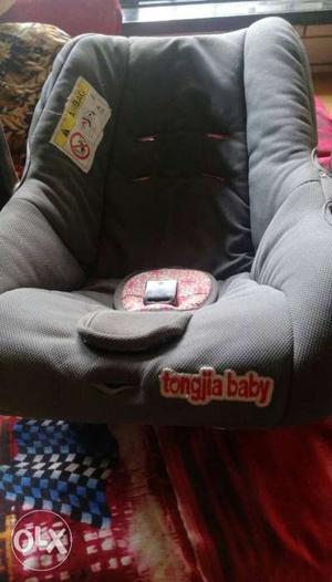 Baby's Gray Tongjia Baby Vehicle Seat