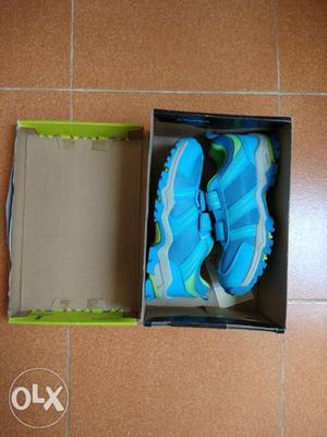 Kids Shoes-size 32