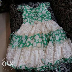 Kids fashionable dress in a very reasonable price