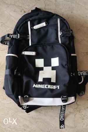 Minecraft knapsack- very new.good quality