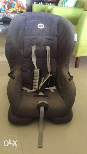 Usd baby car seat. in usable condition at a