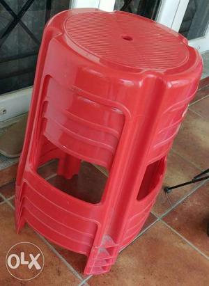 4 nos plastic stools sparingly used in good