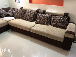 Brown color Fabric made sofa set with pillows in