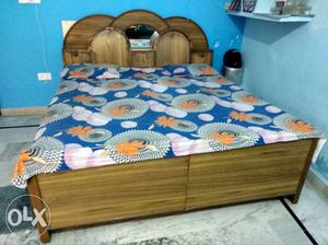 Double bed with box,good condition
