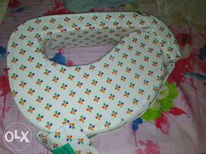 Feeding pillow just 1 month used