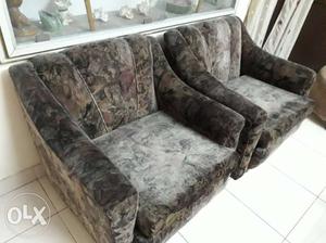 Gray And White Floral Fabric 5-seat Sofa