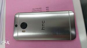 HTC One M9 Plus - Prime Camera Edition (Gold Silver Color)