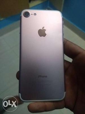 Iphone 7 32gb 8 months old with bill box and all
