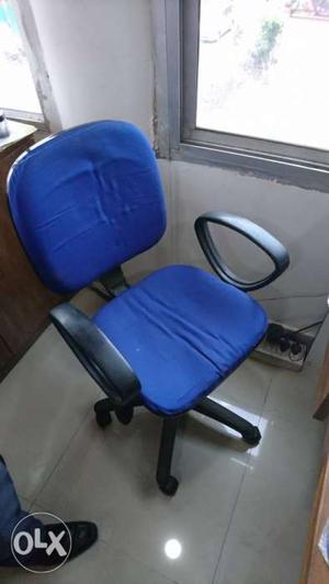 Office furniture for sale total 20 chairs with
