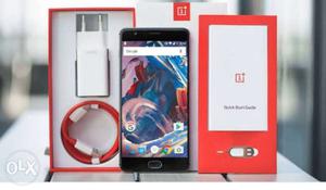 Oneplus 3 with all accessories and box. Bluetooth headphones