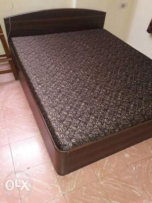 Only six month used bed.negotiable