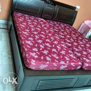 Red And White Floral Bed Mattress