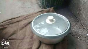 Round White And Gray Ceramic Bowl