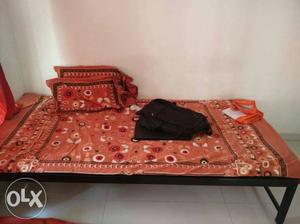 Single bed Diwan for sell
