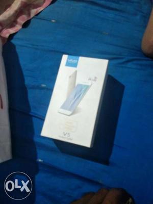 Vivo v5 in excellent condition serious buyers